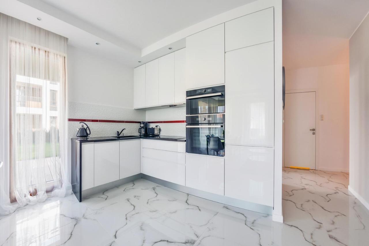 Luxury Long Island Suite Gdańsk Exteriör bild