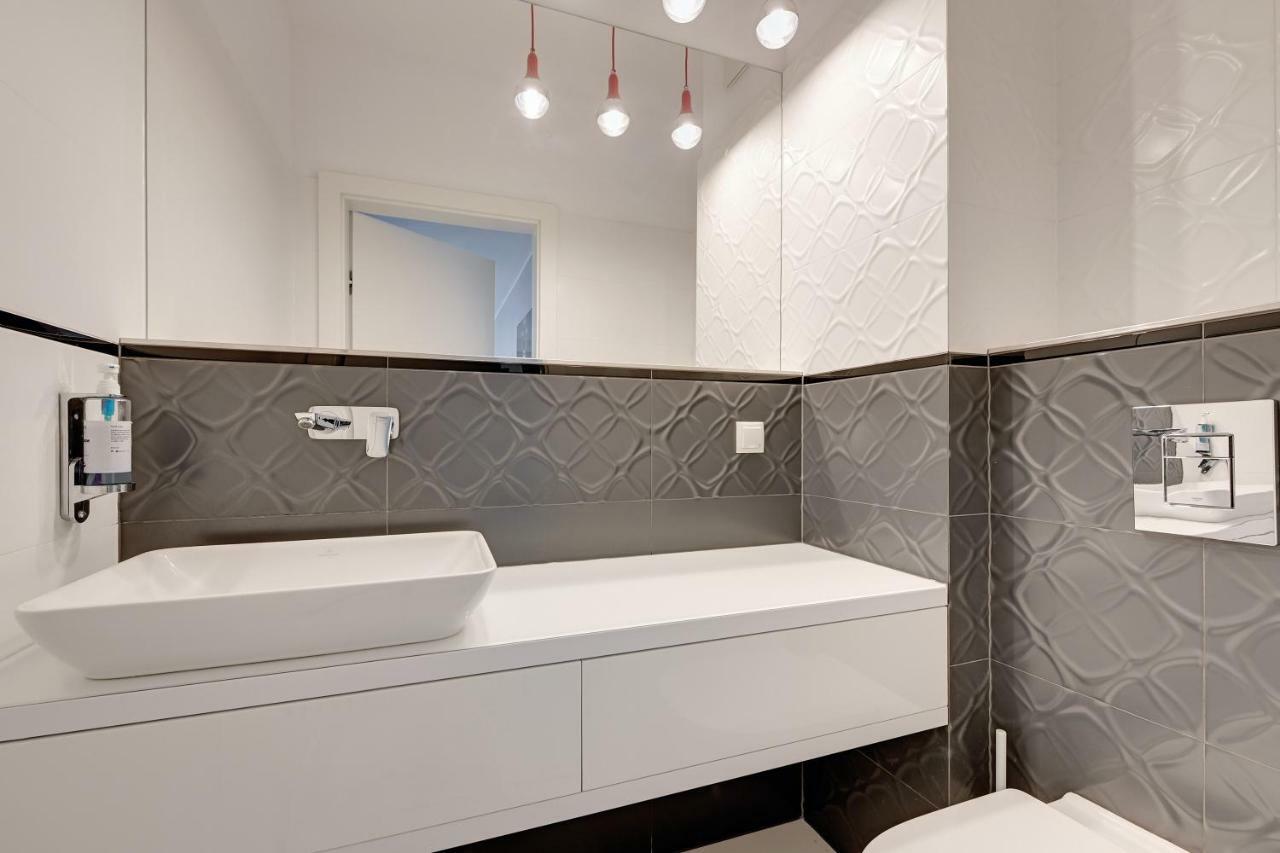 Luxury Long Island Suite Gdańsk Exteriör bild